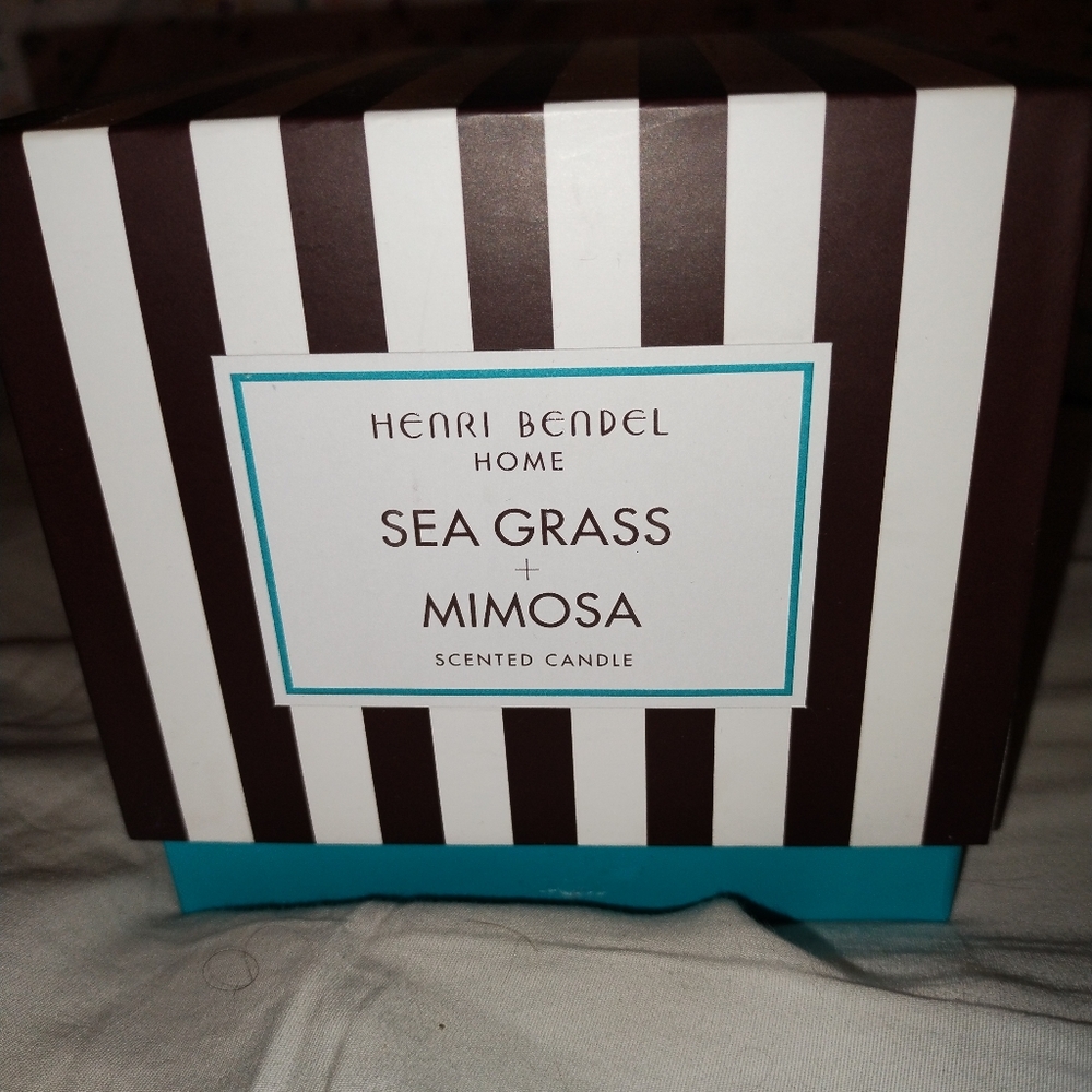 Henei Bendel Candle